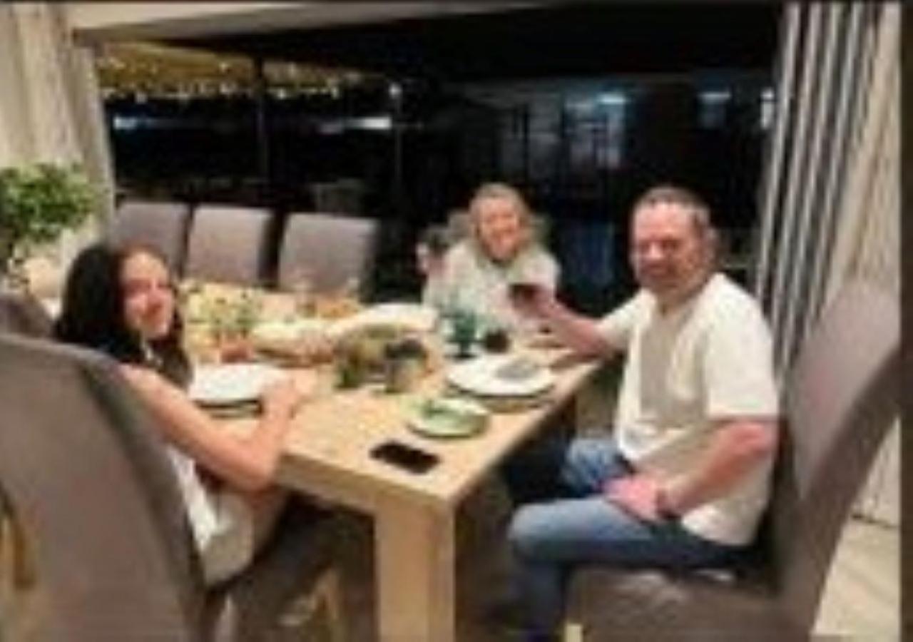 66 On Monzali 4 Star Luxury Guesthouse Hilton Dış mekan fotoğraf