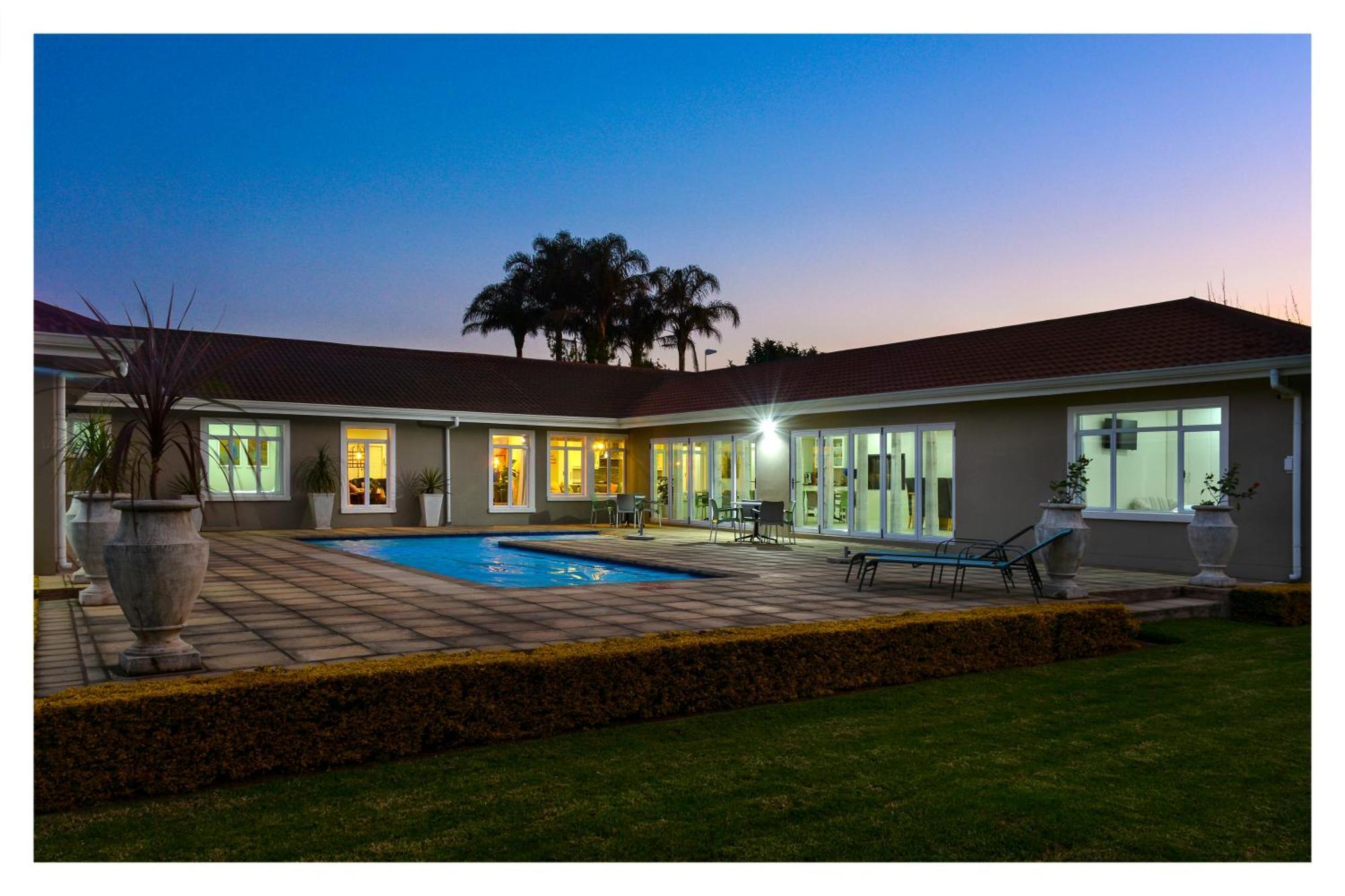 66 On Monzali 4 Star Luxury Guesthouse Hilton Dış mekan fotoğraf
